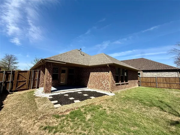 $2,000 | 2305 Caroline, Anna, TX 75409