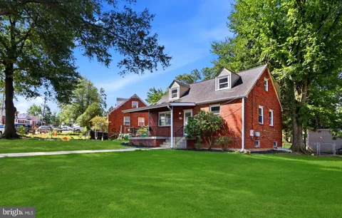 $440,000 | 4718 68th Avenue, Hyattsville, MD 20784