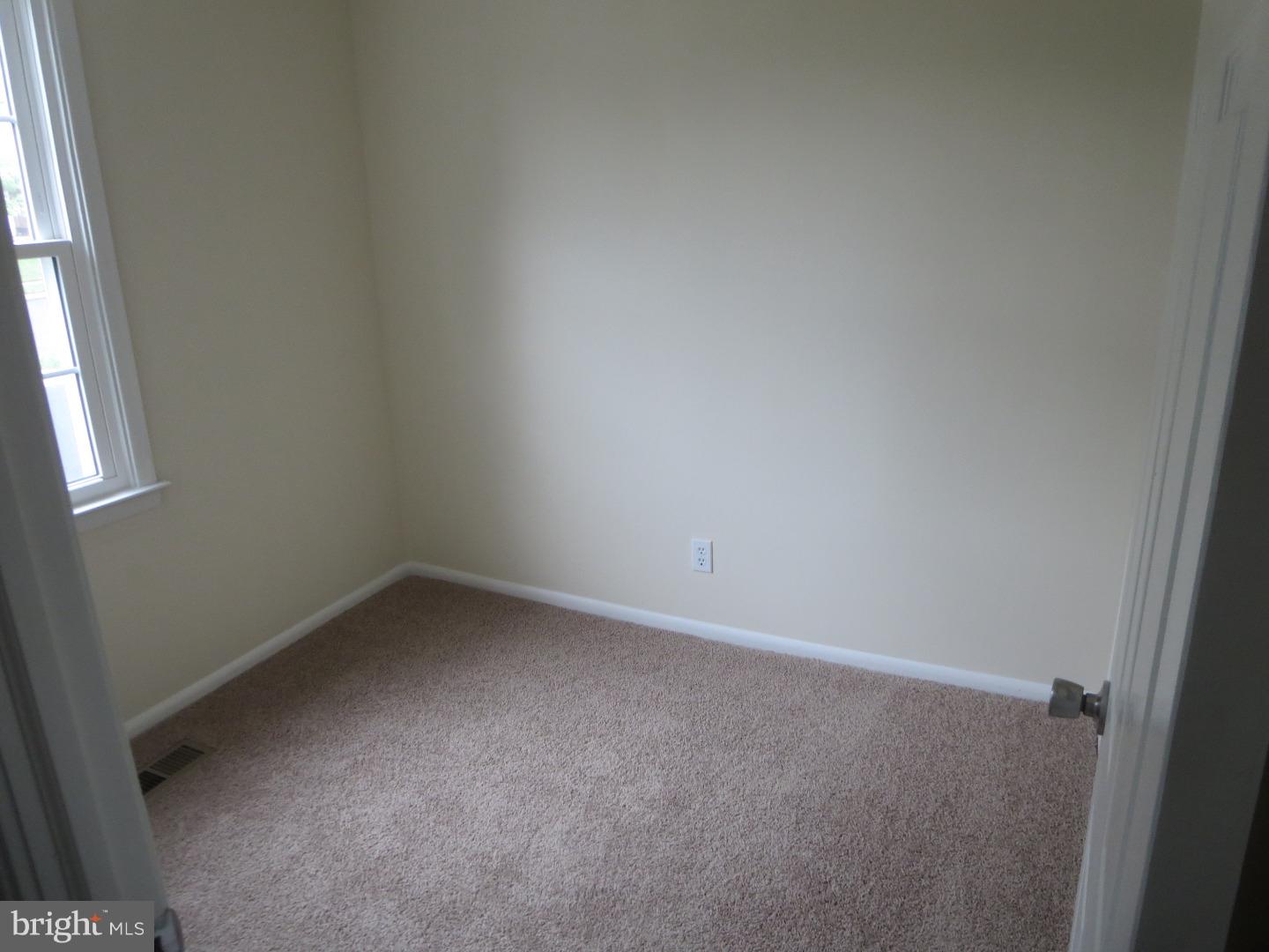 505 Drexel Road Fairless Hills, PA 19030 - Photo 18 of 25 Office / Study