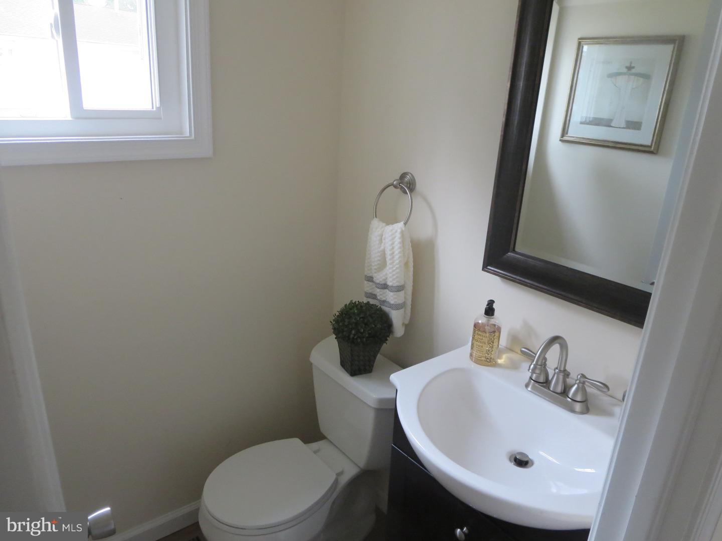 505 Drexel Road Fairless Hills, PA 19030 - Photo 20 of 25 Bathroom