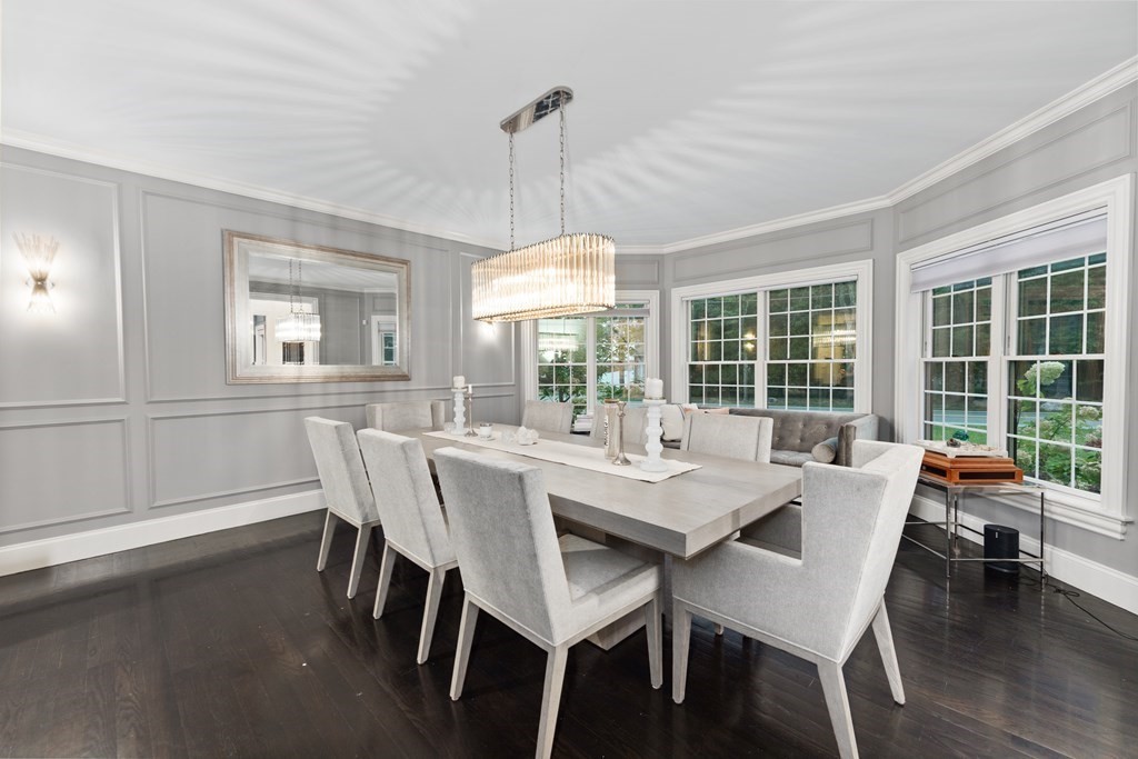 391 Dudley Road Newton, MA 02459 - Photo 3 of 19