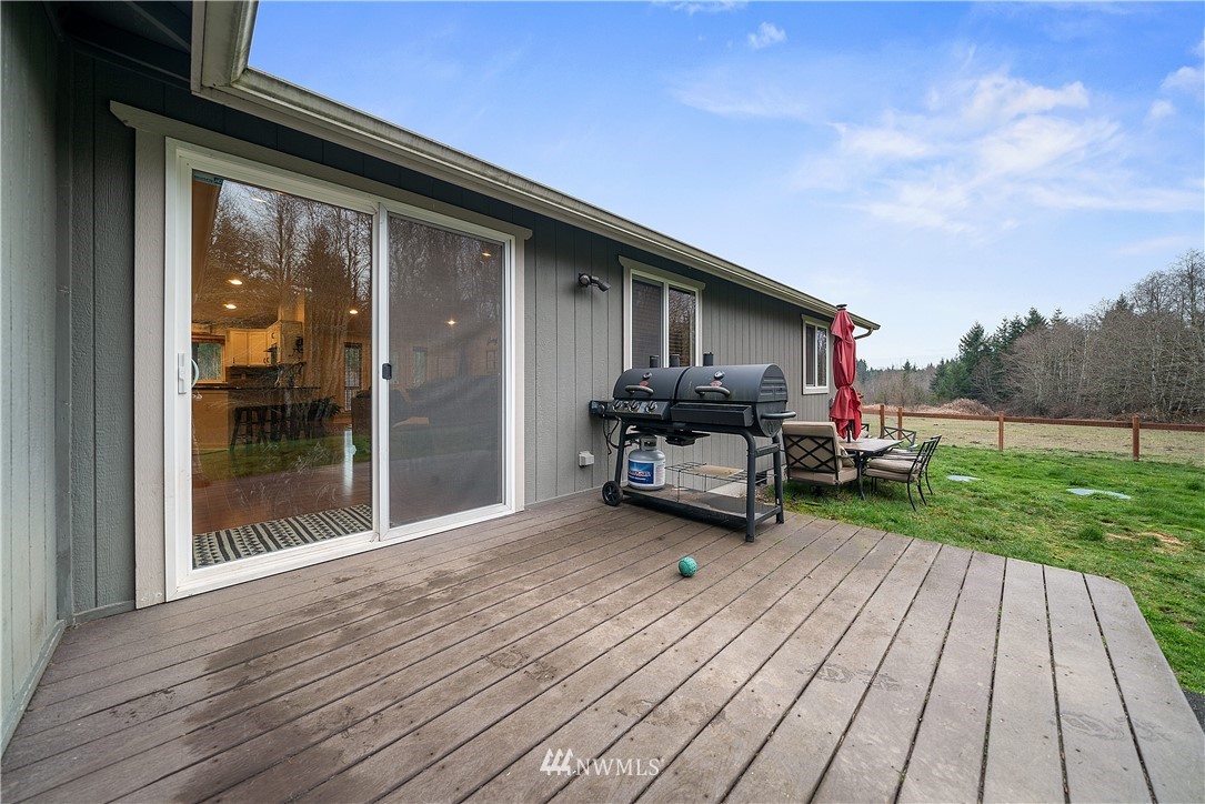 14817 South Tilley Road Tenino, WA 98589 - Photo 29 of 38 a view of a porch with furniture and garden