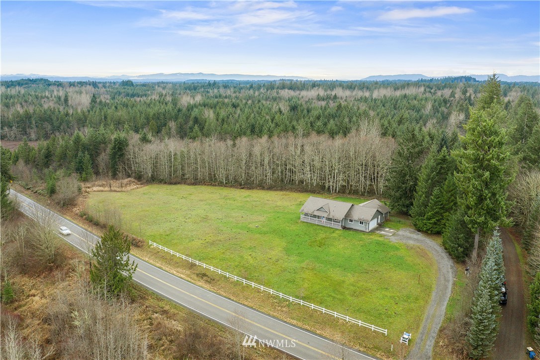 14817 South Tilley Road Tenino, WA 98589 - Photo 31 of 38 a view of a pool with a lake