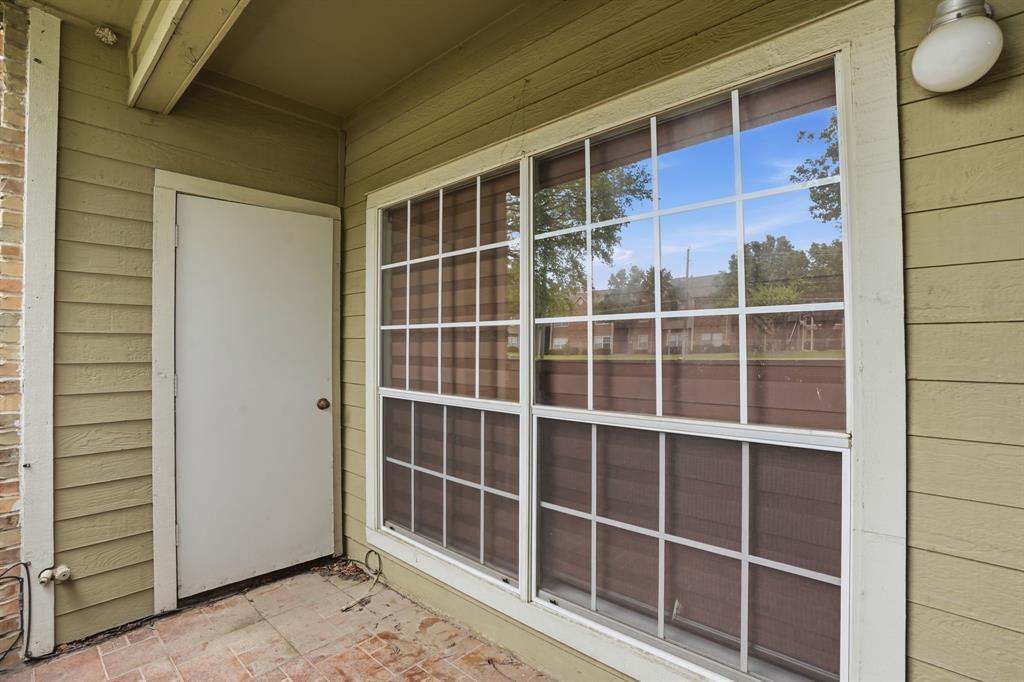 4101 Esters Road, Unit 101 Irving, TX 75038 - Photo 23 of 24 Entry