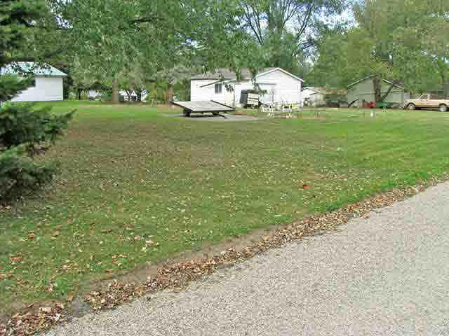 4665 Southeast Riley Square Pleasant Lake, IN 46779 - Photo 4 of 10 Gallery Image 4
