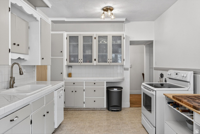 1508 Springdell Circle Provo, UT 84604 - Photo 16 of 56