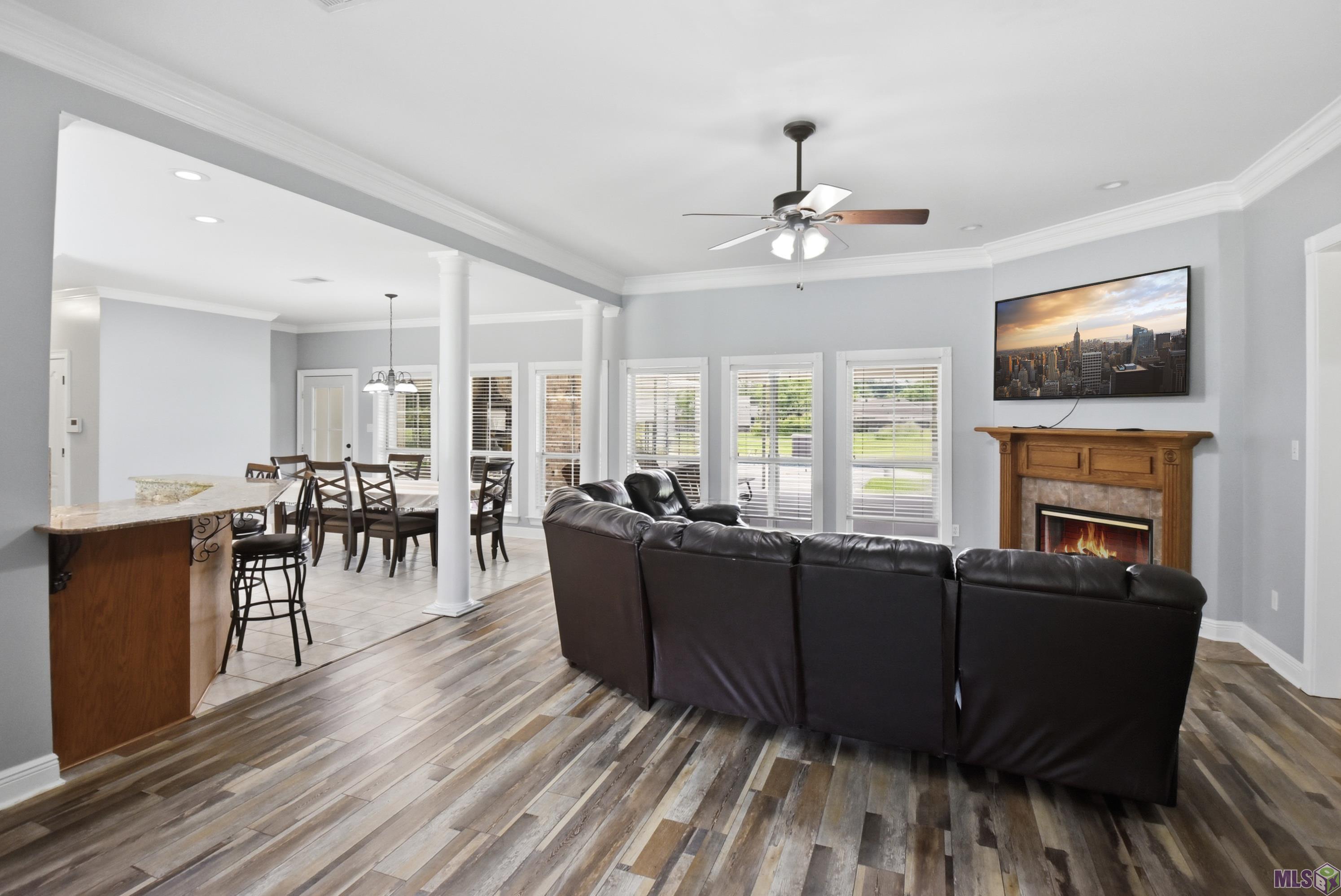 14456 Roddy Road Gonzales, LA 70737 - Photo 5 of 27