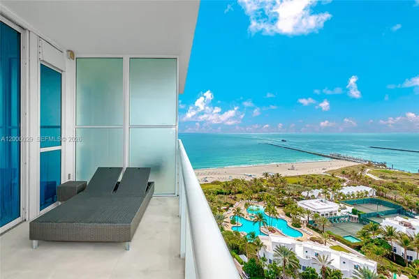 $20,000 | 50 South Pointe Drive, Unit 1804, Miami Beach, FL 33139