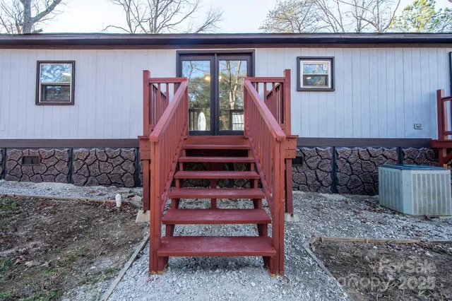 $189,500 | 50 North Duncan Hill Lane, Taylorsville, NC 28681