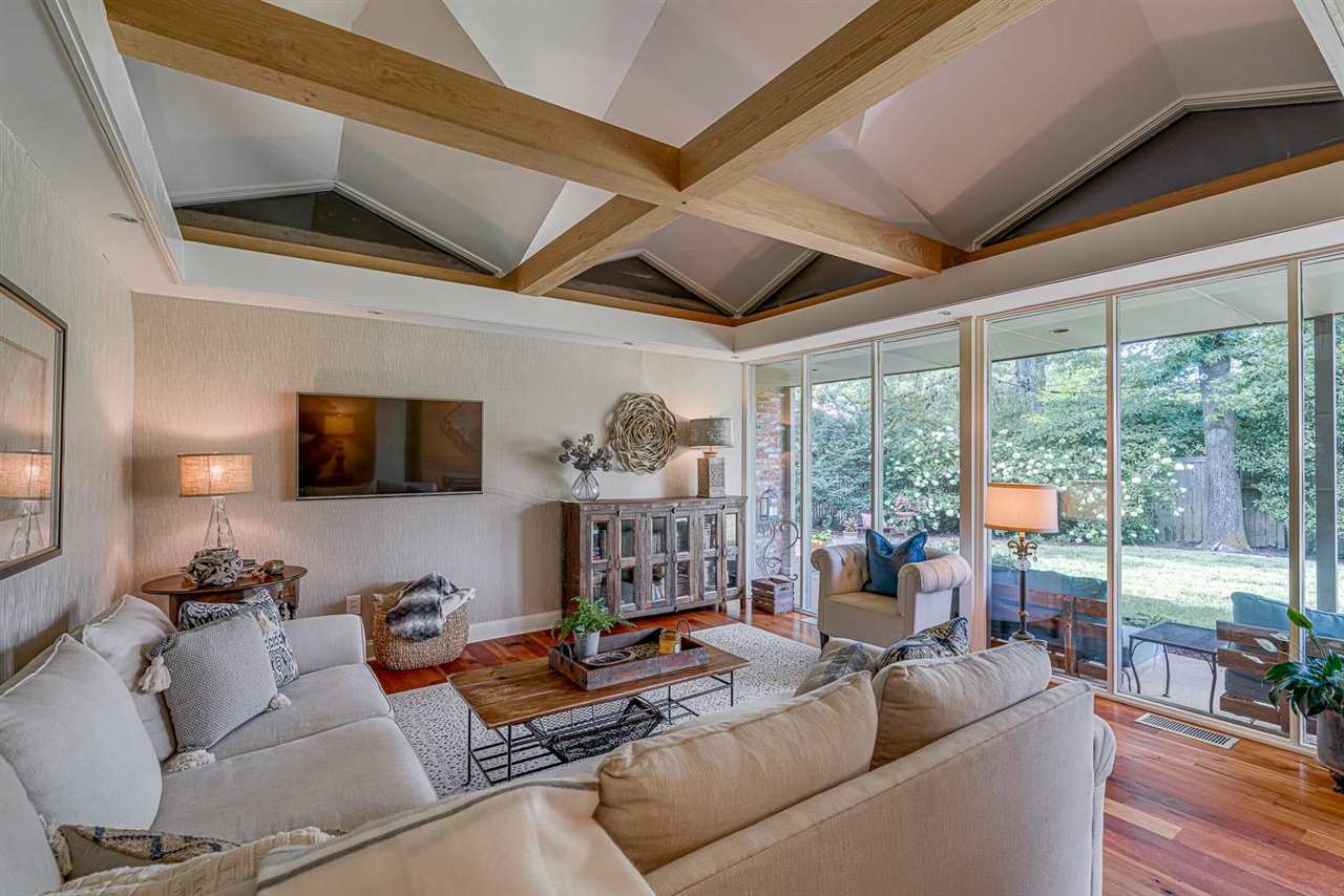 217 Green Glade Road Memphis, TN 38120 - Photo 11 of 25