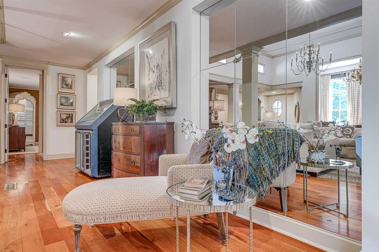 217 Green Glade Road Memphis, TN 38120 - Photo 13 of 25