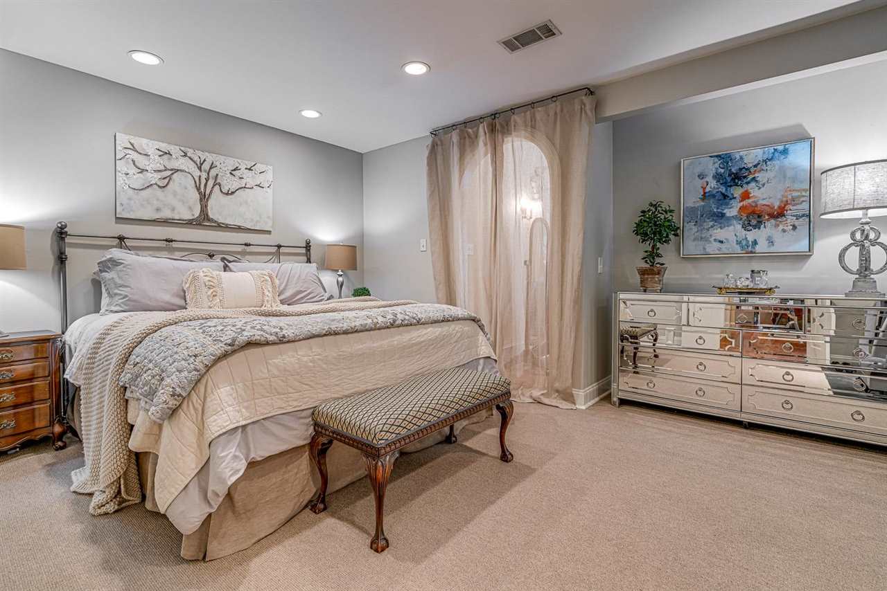 217 Green Glade Road Memphis, TN 38120 - Photo 14 of 25