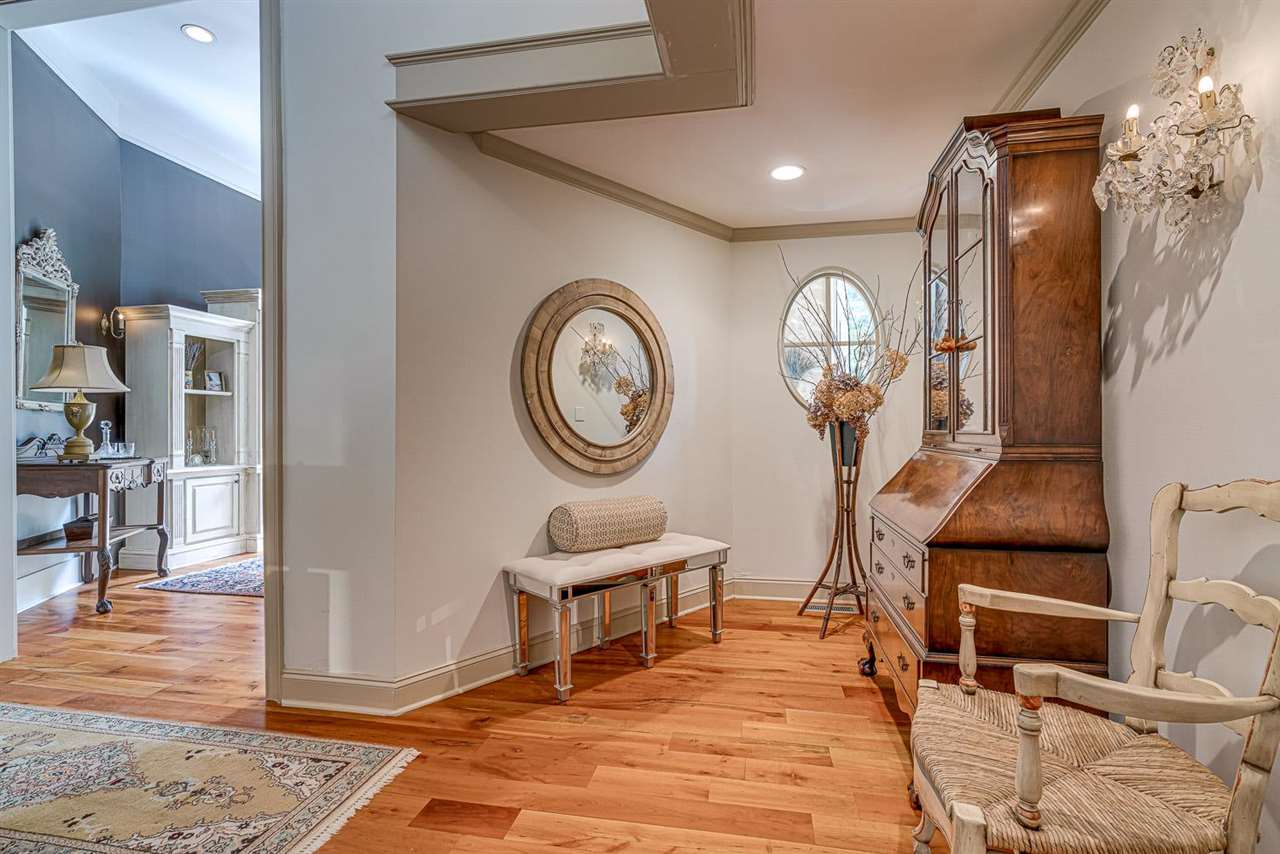 217 Green Glade Road Memphis, TN 38120 - Photo 6 of 25