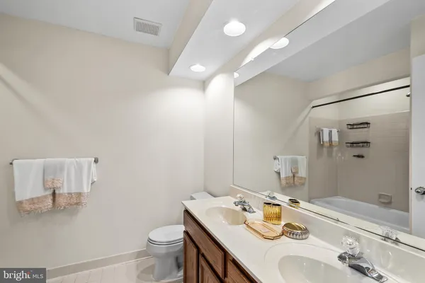 $549,500 | 8719 Brazke Court, Clinton, MD 20735