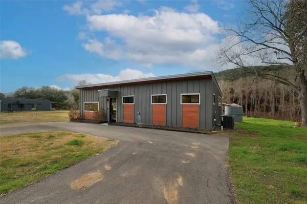 $2,950 | 7001 Ranch Road 2222, Austin, TX 78730