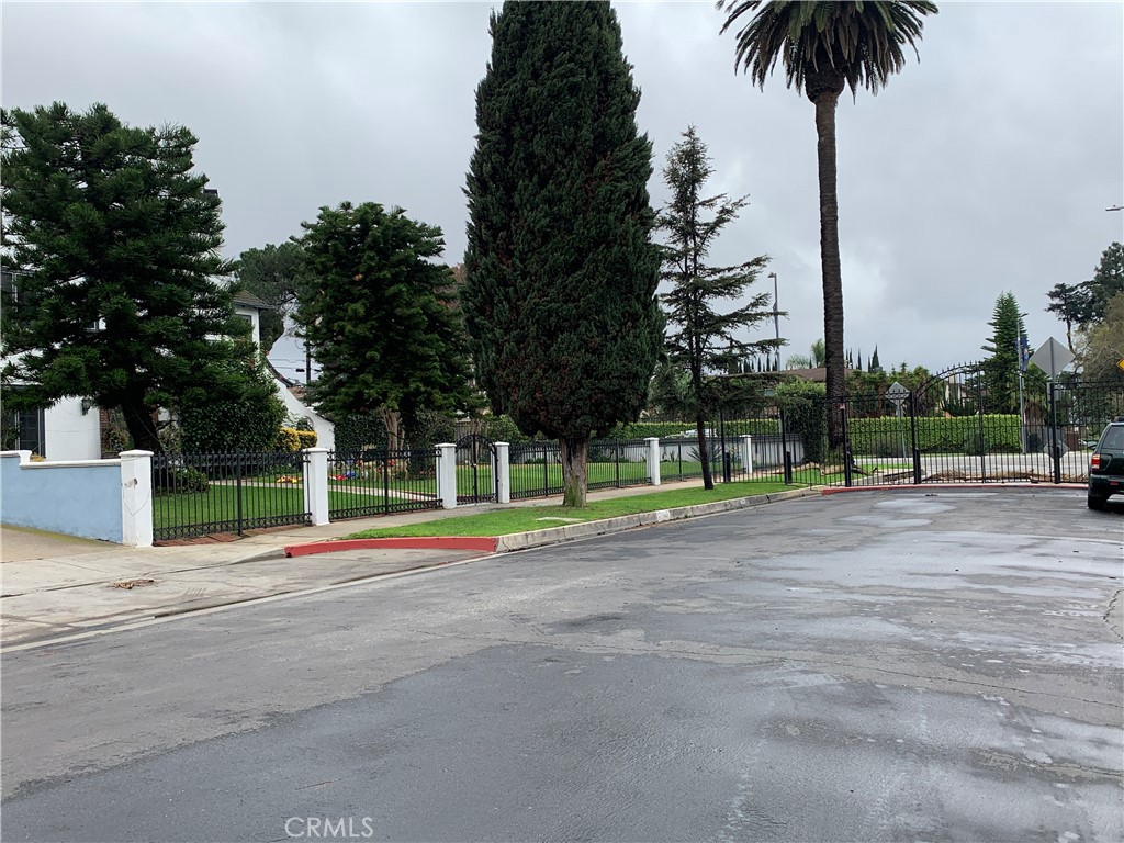 1826 Wellington Road Los Angeles, CA 90019 - Photo 18 of 59