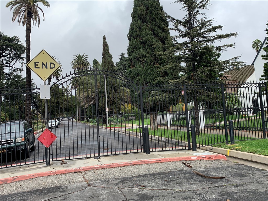 1826 Wellington Road Los Angeles, CA 90019 - Photo 19 of 59