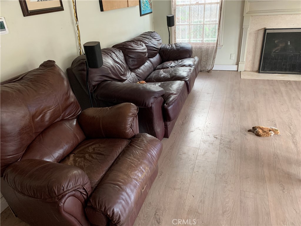 1826 Wellington Road Los Angeles, CA 90019 - Photo 25 of 59