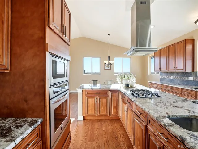 $975,000 | 14077 Indianfield Court, Hudson, CO 80642