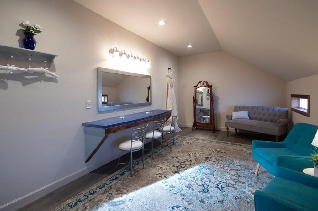 1249 Little Mountain Road Dawsonville, GA 30534 - Photo 31 of 40 a living room with furniture