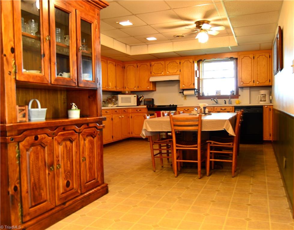267 Quaqua Creek Road, Unit SOUTH Ruffin, NC 27326 - Photo 12 of 49 Basement Kitchen