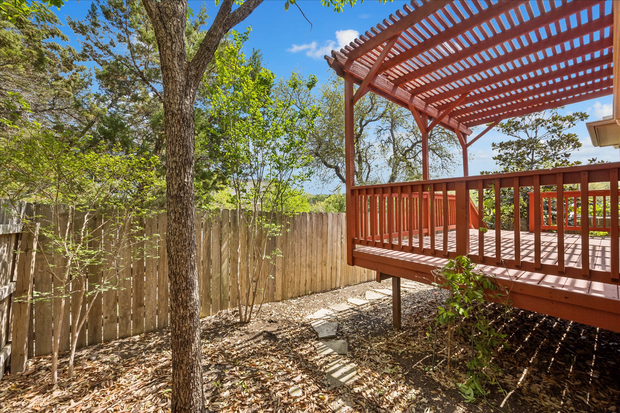 6705 Covered Bridge Drive, Unit 24 Austin, TX 78736 - Photo 29 of 31 a view of a bench in the balcony
