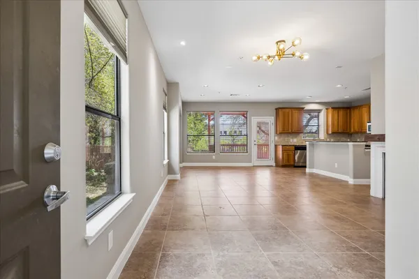 $385,000 | 6705 Covered Bridge Drive, Unit 24, Austin, TX 78736