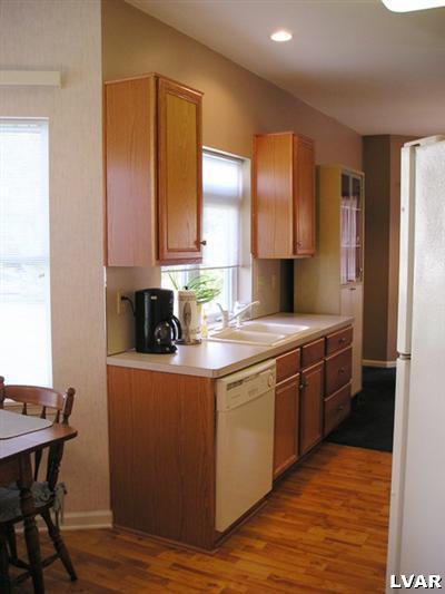 1290 Old Gate Road Northampton, PA 18067 - Photo 9 of 25 Gallery Image 9