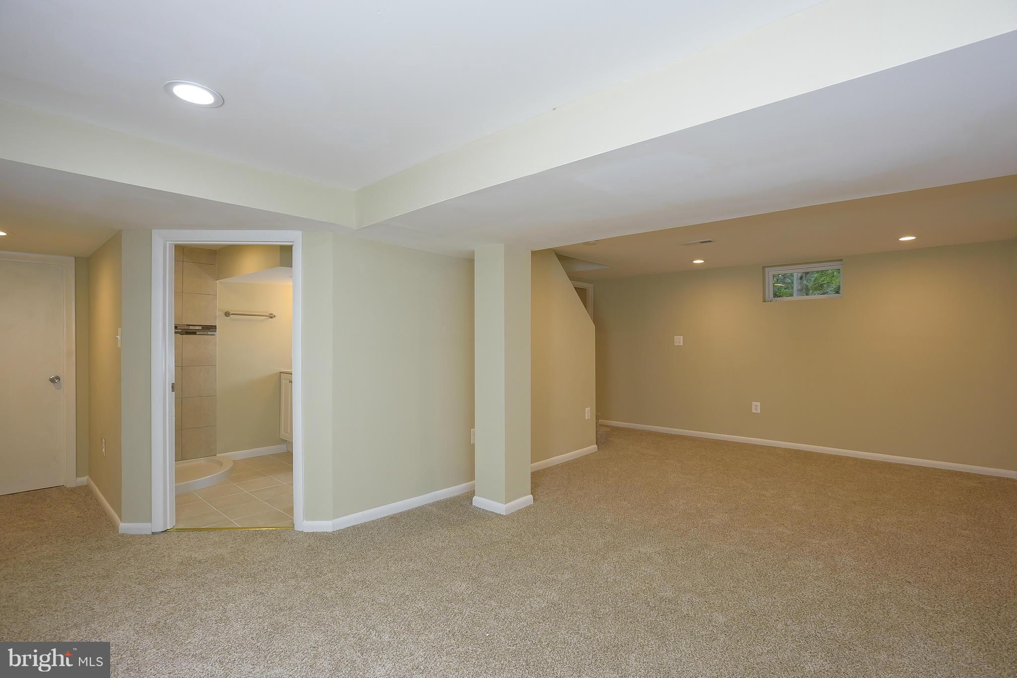8413 Garland Road Pasadena, MD 21122 - Photo 23 of 30 an empty room with closet area