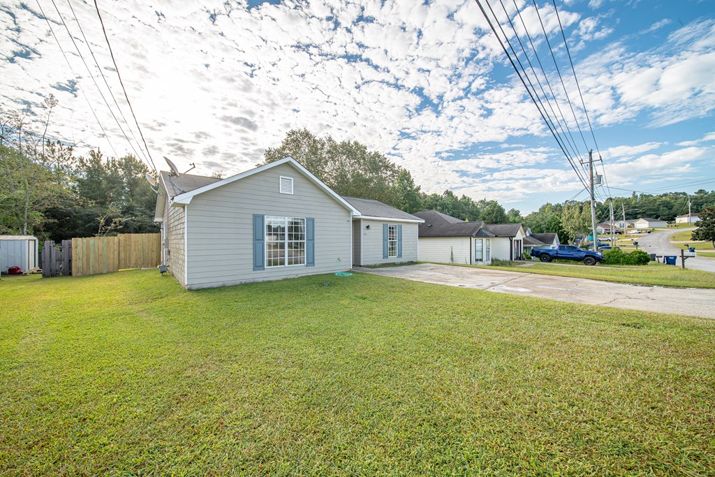 363 Mimosa Road Phenix City, AL 36870 - Photo 3 of 27 Gallery Image 3