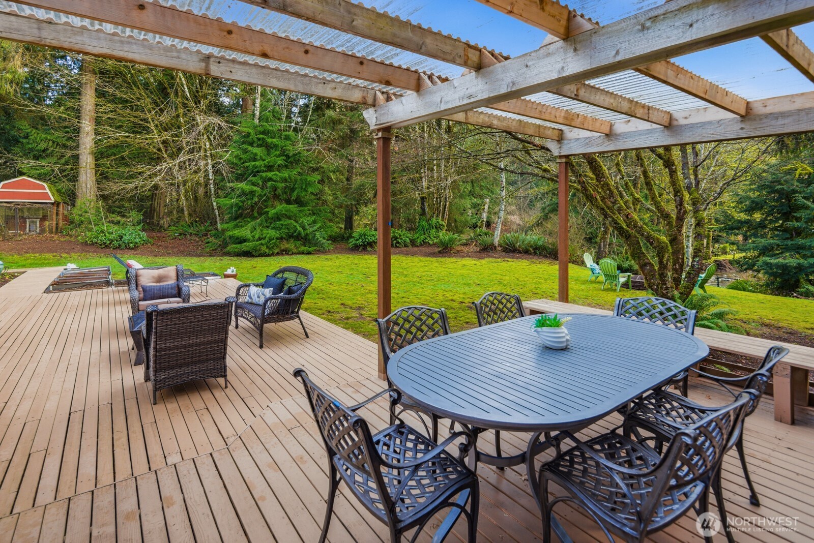 12407 Upper Preston Road Southeast Issaquah, WA 98027 - Photo 27 of 40