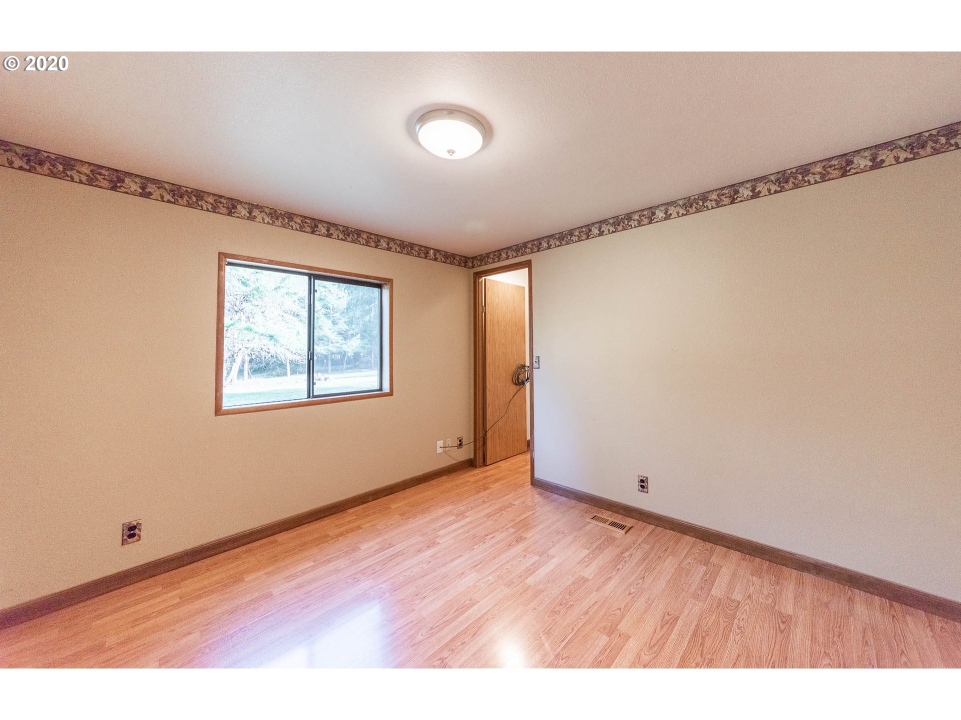 25515 East Hunter Road Veneta, OR 97487 - Photo 15 of 30 Gallery Image 15