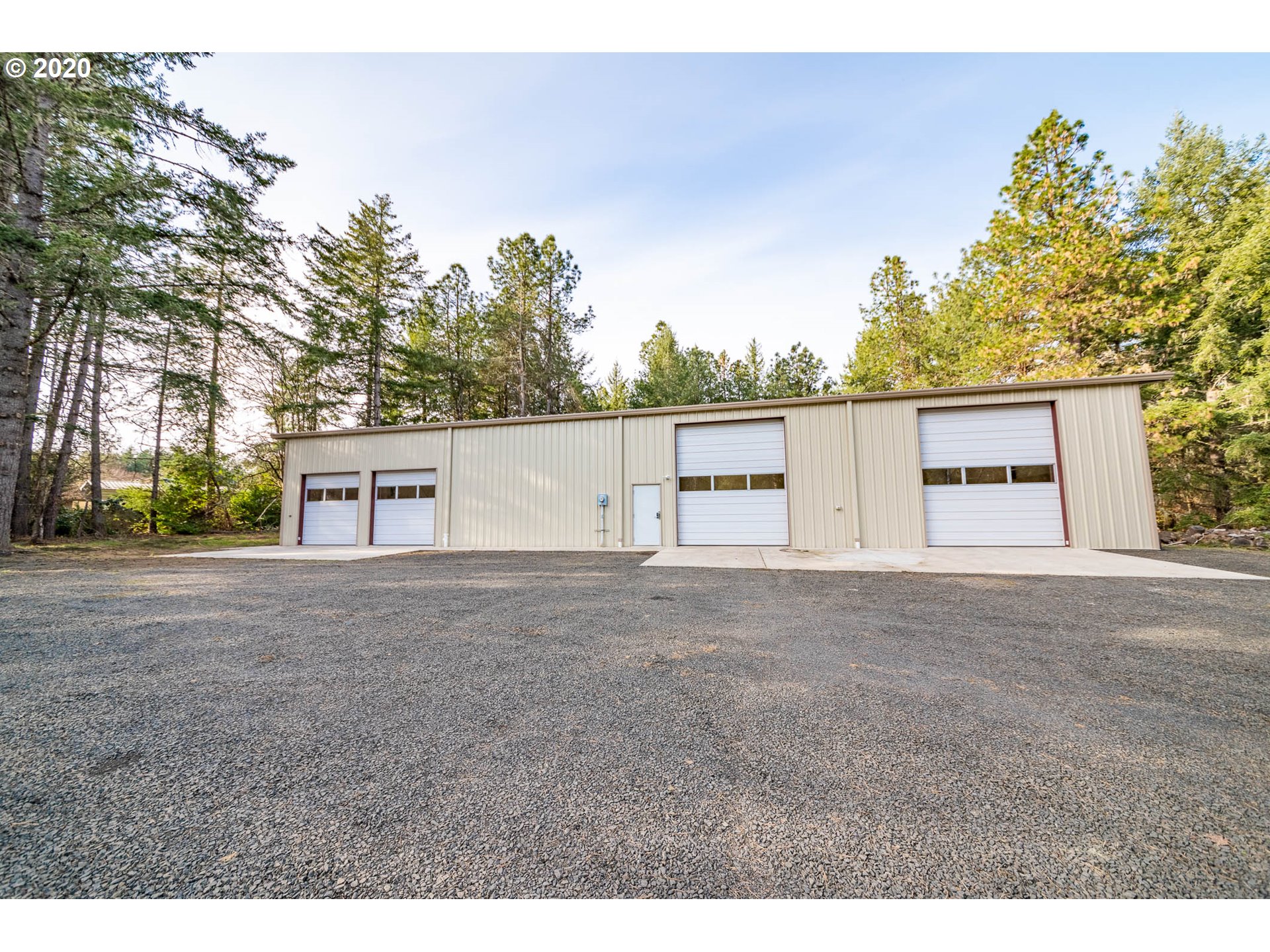 25515 East Hunter Road Veneta, OR 97487 - Photo 21 of 30 Gallery Image 21