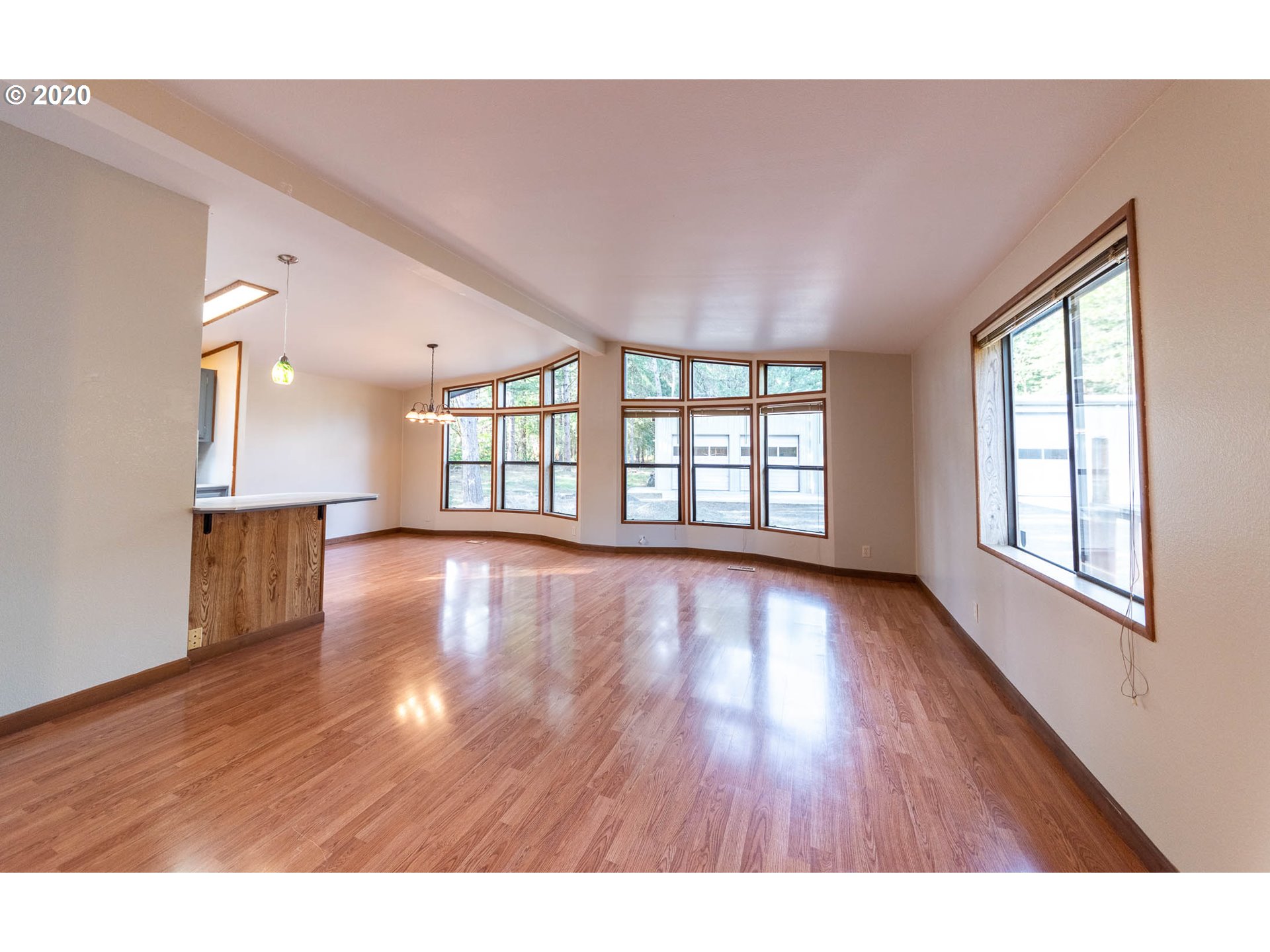 25515 East Hunter Road Veneta, OR 97487 - Photo 5 of 30 Gallery Image 5