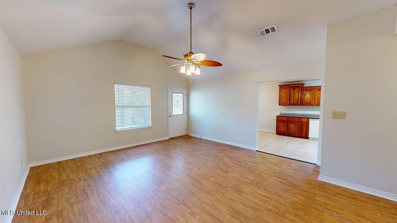 15505 Prairie Street Biloxi, MS 39532 - Photo 2 of 17 8401b64c-2aee-4c38-8dff-0560a8c03d30