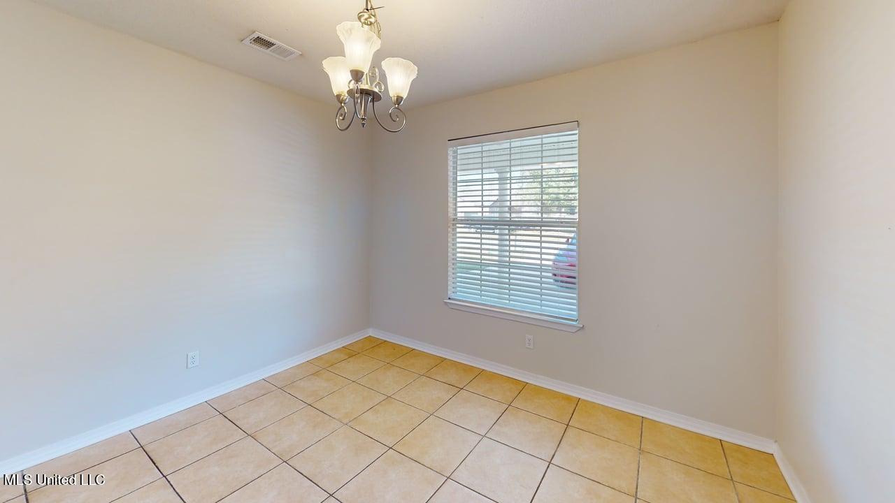 15505 Prairie Street Biloxi, MS 39532 - Photo 6 of 17 15505-Dining-Room 1