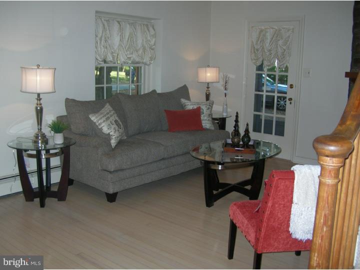 220 East Rose Tree Road Media, PA 19063 - Photo 2 of 12 Living Room