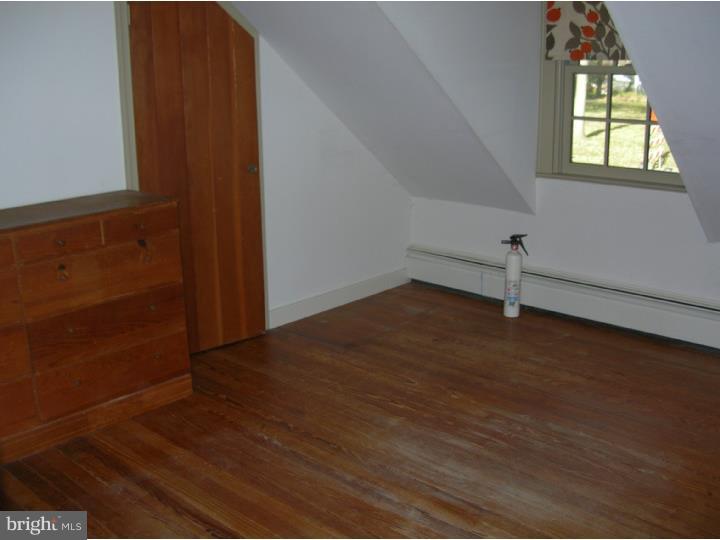 220 East Rose Tree Road Media, PA 19063 - Photo 11 of 12 Bedroom 3