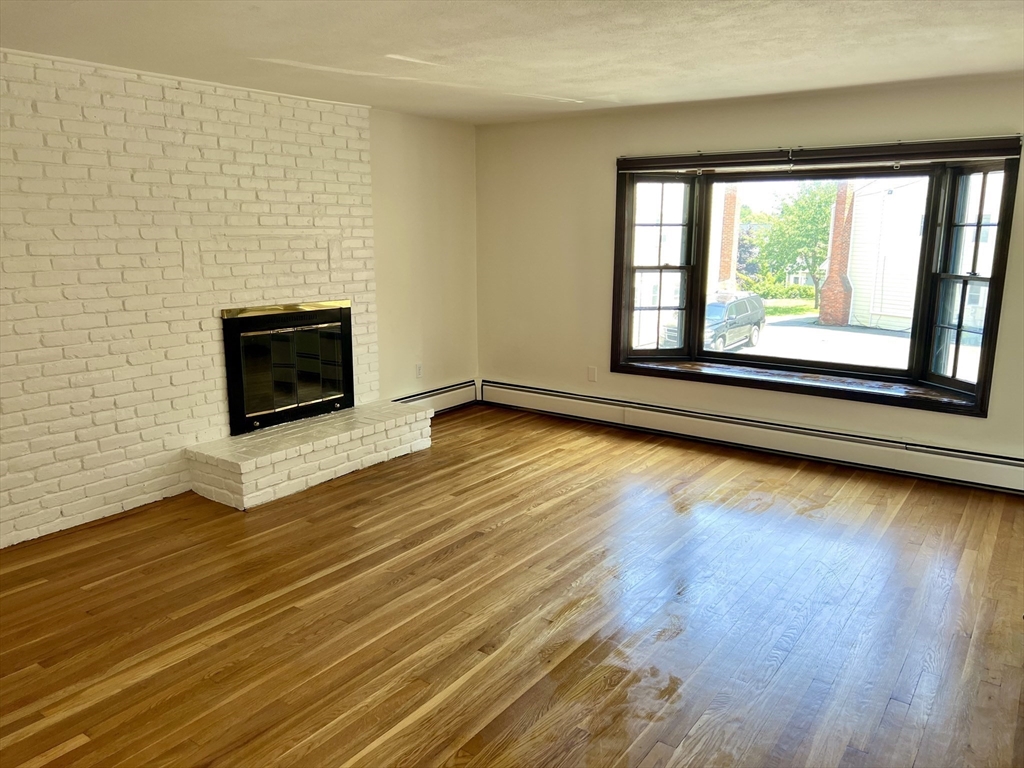 11 Togan Way Marblehead, MA 01945 - Photo 3 of 17