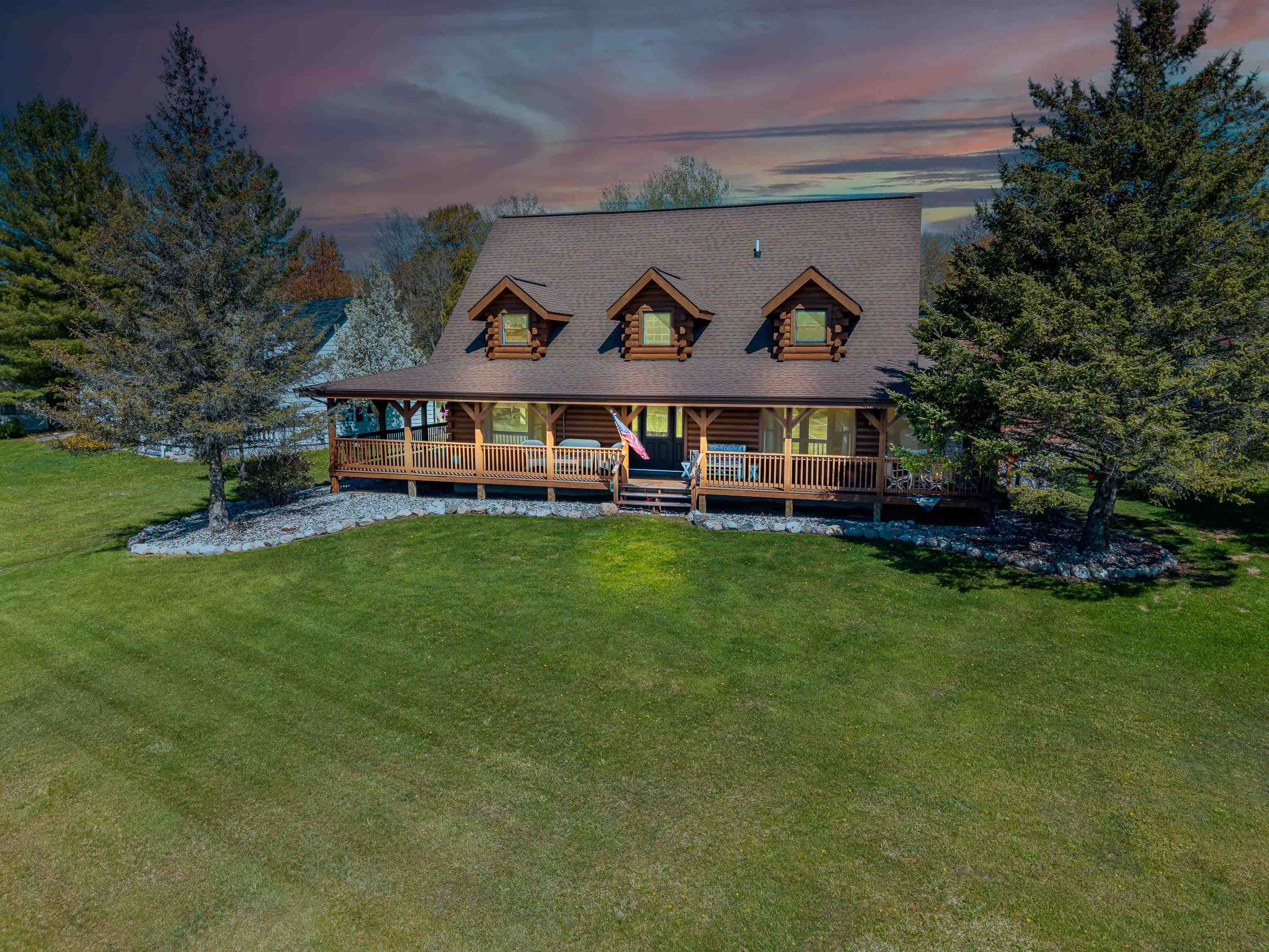 5592 Linksview Way Gladwin, MI 48624 - Photo 4 of 74