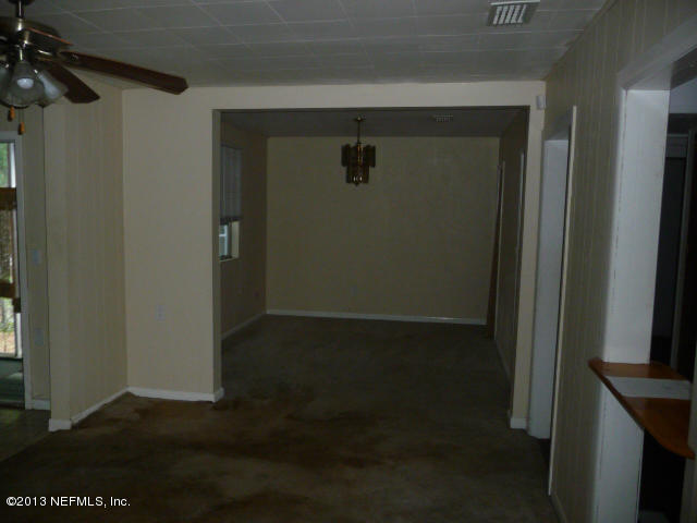 2947 Thunder Road Middleburg, FL 32068 - Photo 4 of 18 lr to dr