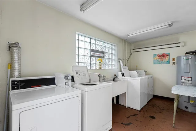 $1,195 | 6244 West 64th Place, Unit 104, Chicago, IL 60638