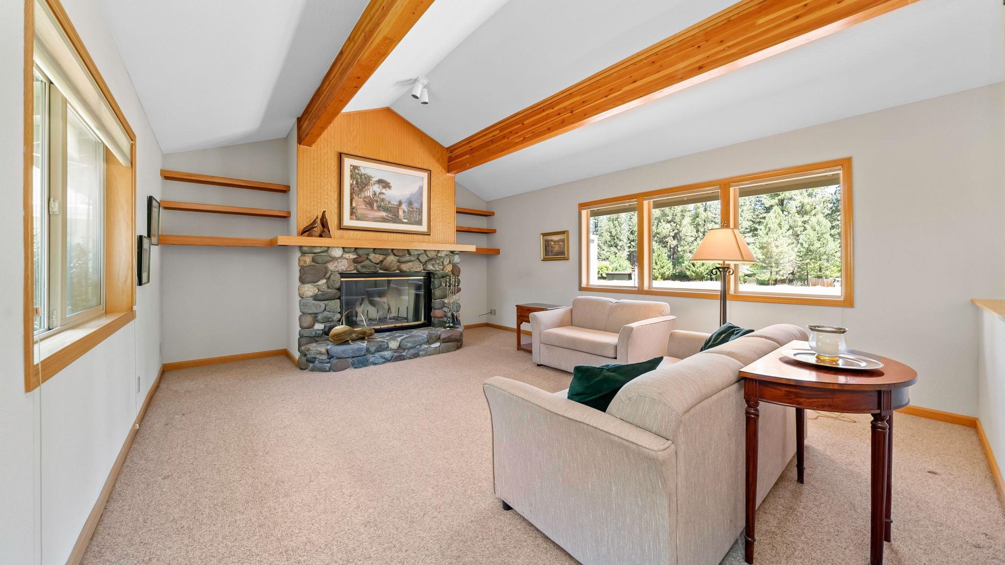 148 West Graeagle Meadows Road Graeagle, CA 96103 - Photo 3 of 27