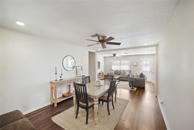 $549,995 | 2406 Willowby Drive, Houston, TX 77008