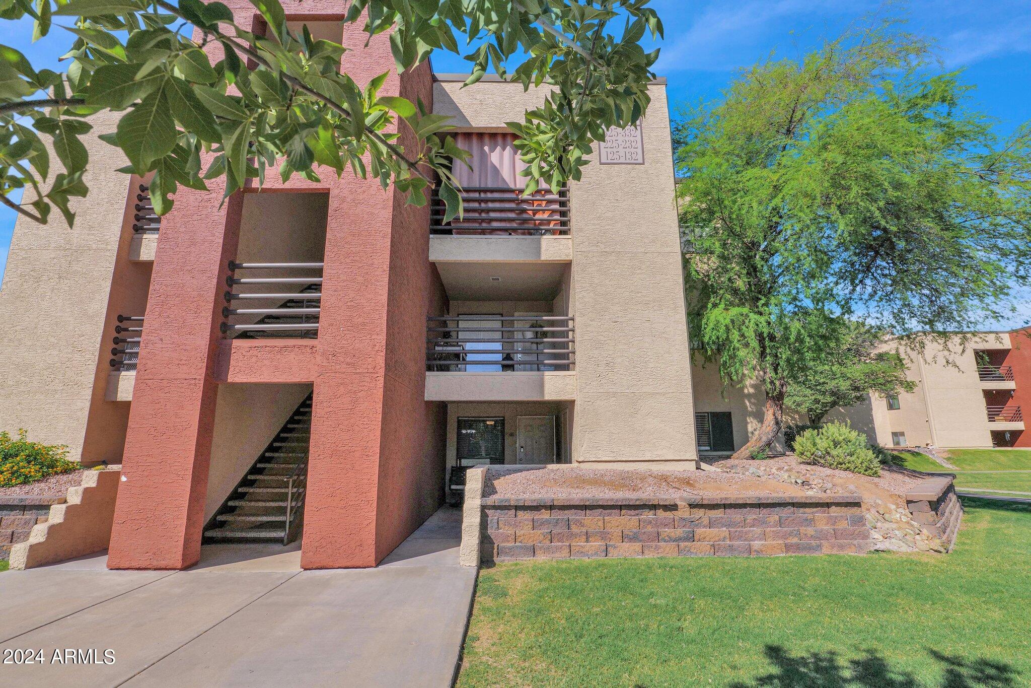 1340 North Recker Road, Unit 132 Mesa, AZ 85205 - Photo 17 of 22 17-web-or-mls-P1042961