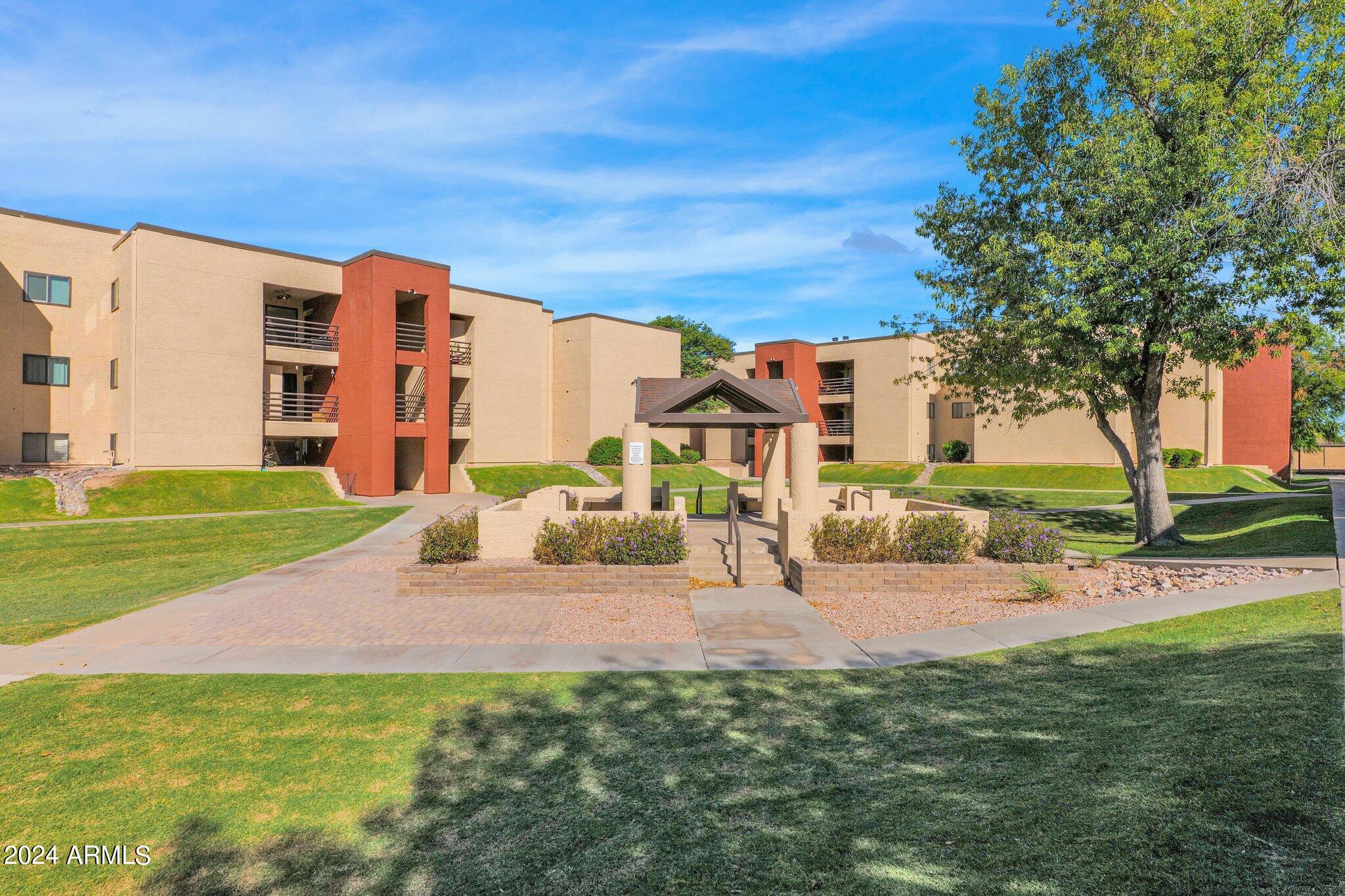 1340 North Recker Road, Unit 132 Mesa, AZ 85205 - Photo 20 of 22 2-web-or-mls-P1042940