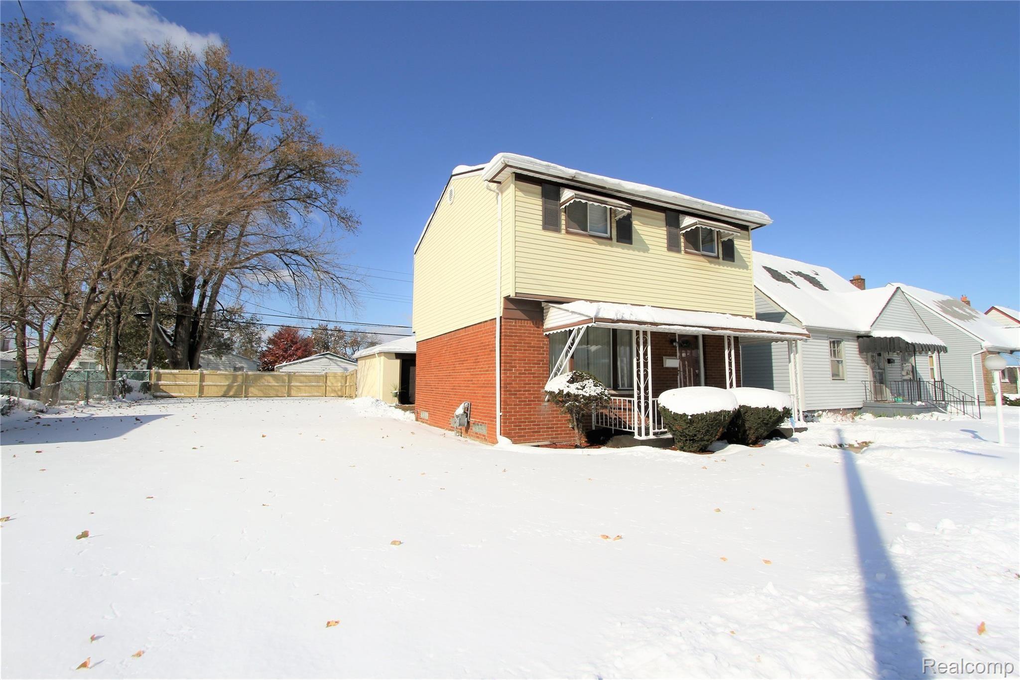 490 Campbell Street River Rouge, MI 48218 - Photo 2 of 30 IMG_5191 (2).JPG