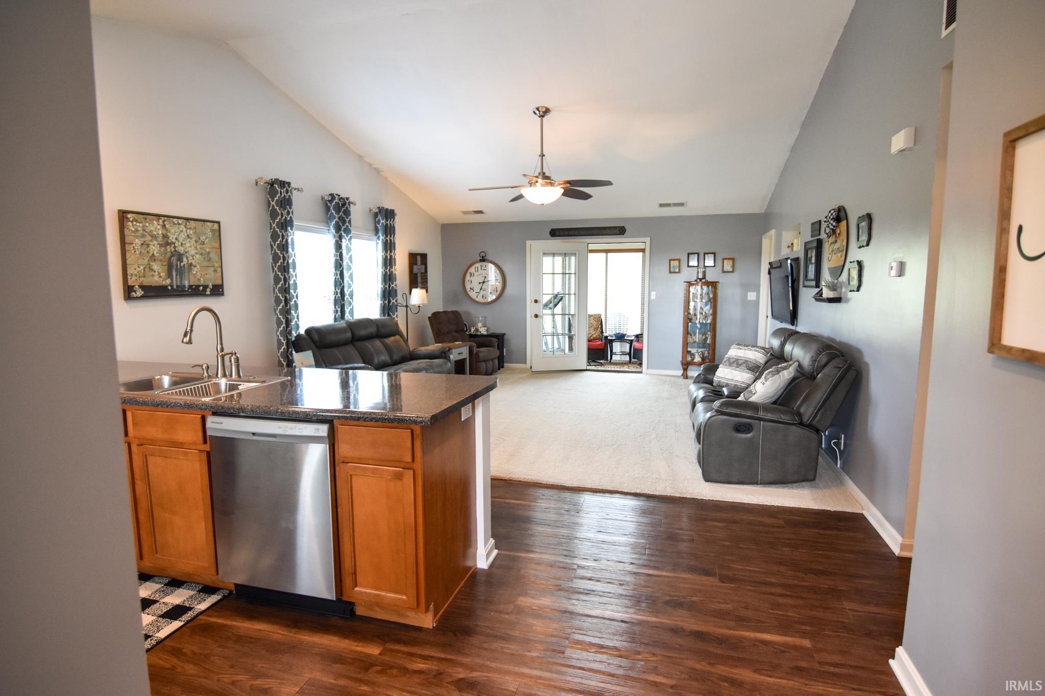 18949 Roscommon Road Evansville, IN 47725 - Photo 4 of 30 Gallery Image 4