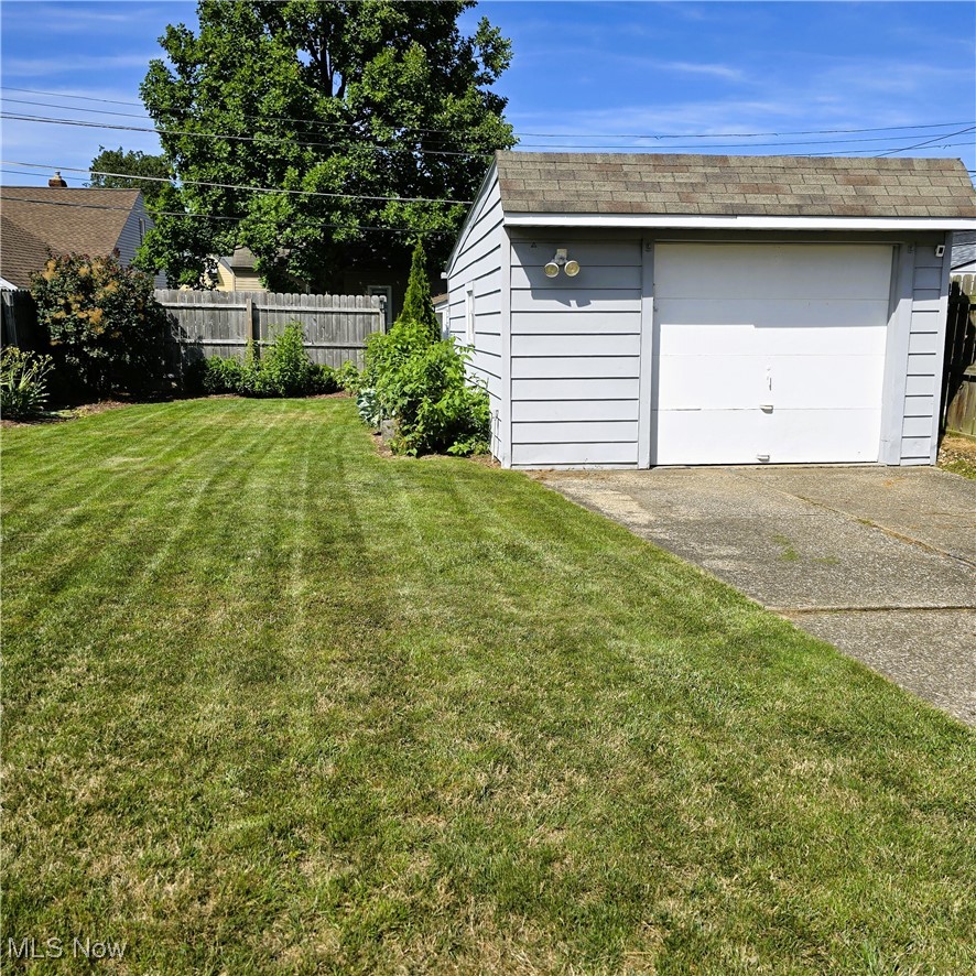 8324 Ackley Road Parma, OH 44129 - Photo 20 of 21