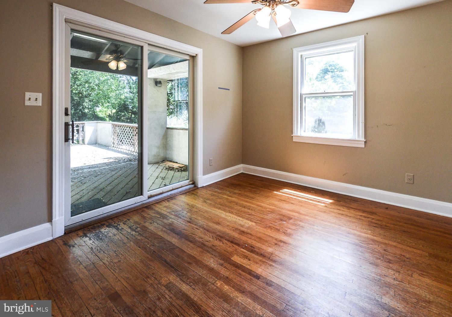1807 Lynch Road Dundalk, MD 21222 - Photo 18 of 40